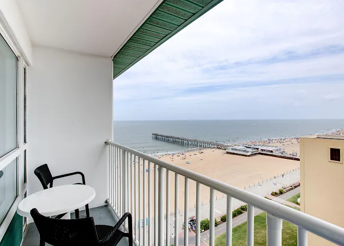 Boardwalk Resort&Villas